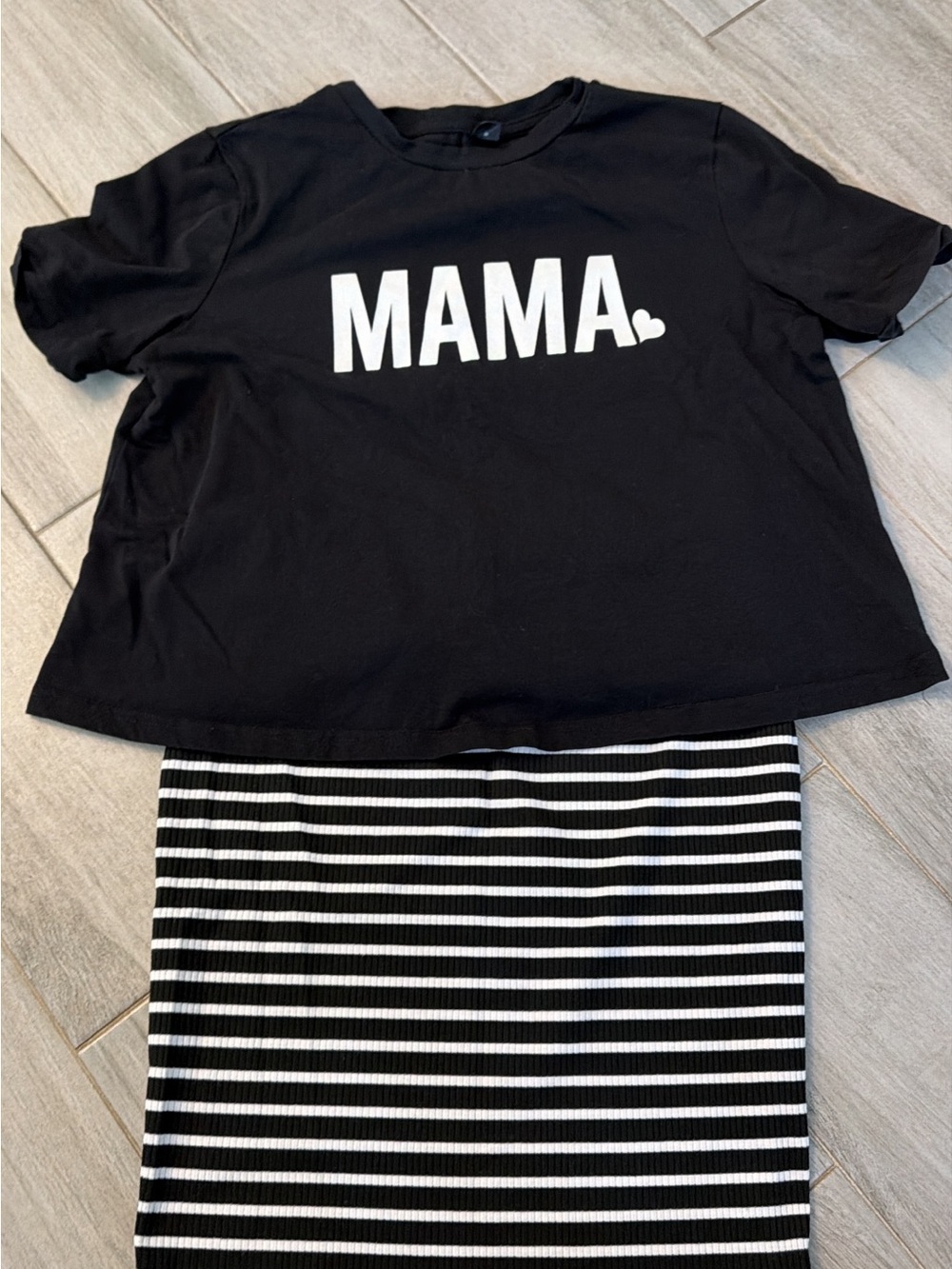 Maternity Set - Cropped Shirt w/ Striped Skirt